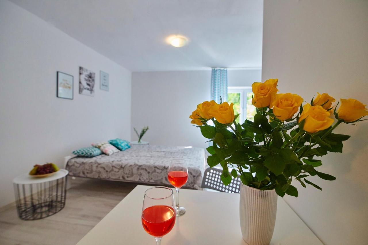 Regem Apartments Plonska Warsaw Ngoại thất bức ảnh
