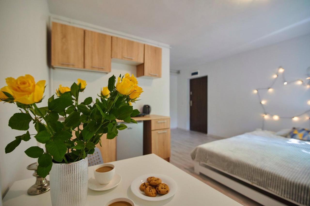 Regem Apartments Plonska Warsaw Ngoại thất bức ảnh