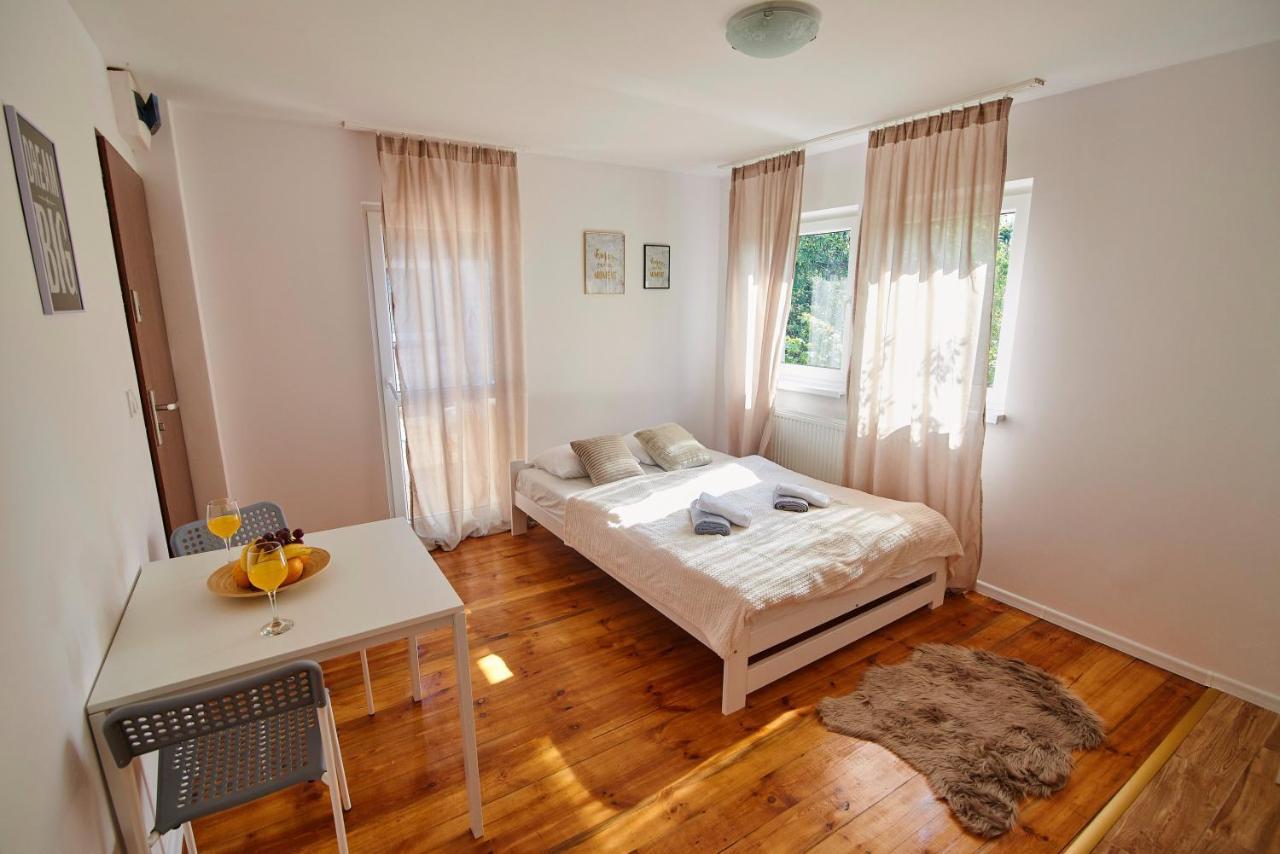 Regem Apartments Plonska Warsaw Ngoại thất bức ảnh